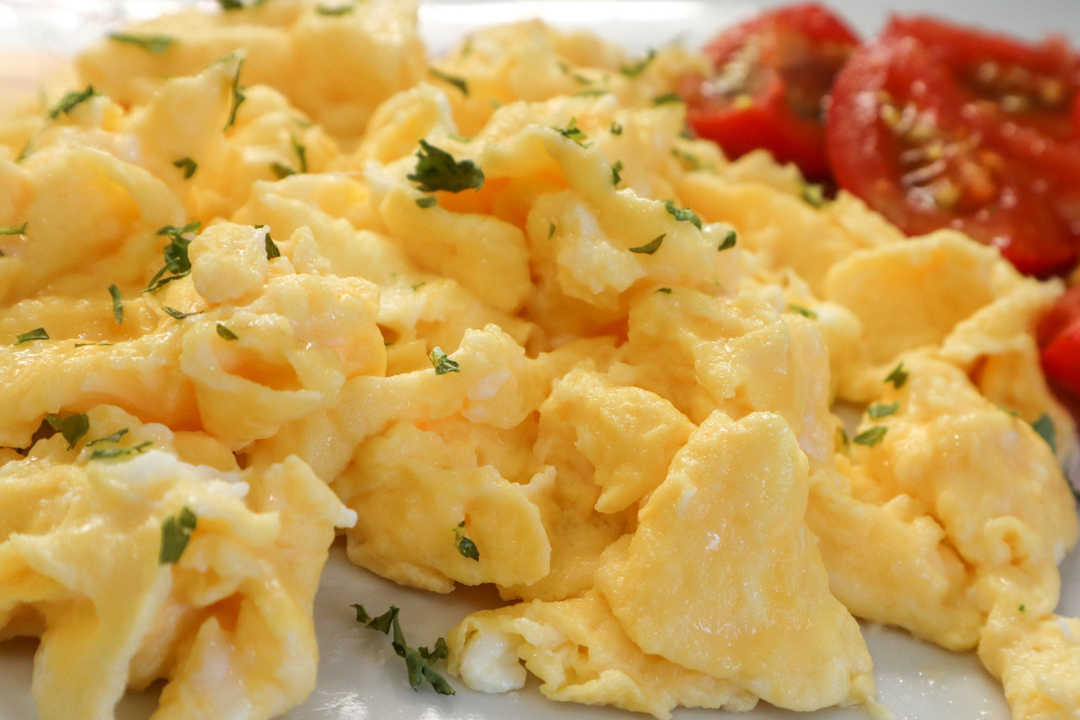 Mastering the Art of Scrambled Eggs: Tips for Perfect Fluffy Eggs Every Time!